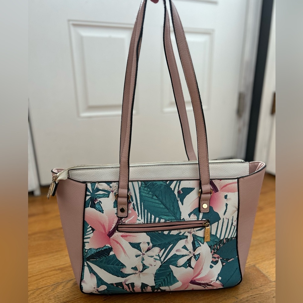 Elegant Floral Tote Bag in Pink and Green